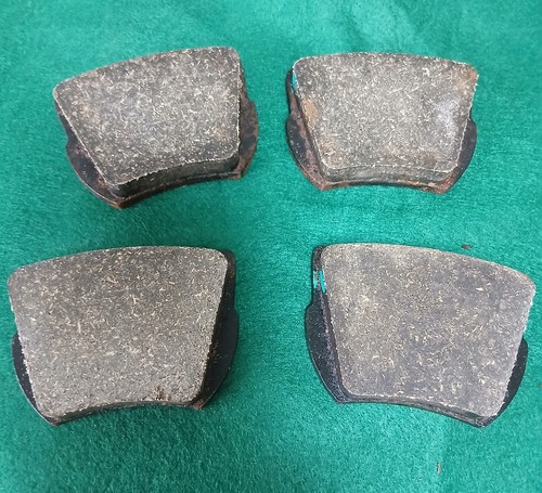 Lucas girling disc brake - brake, pads